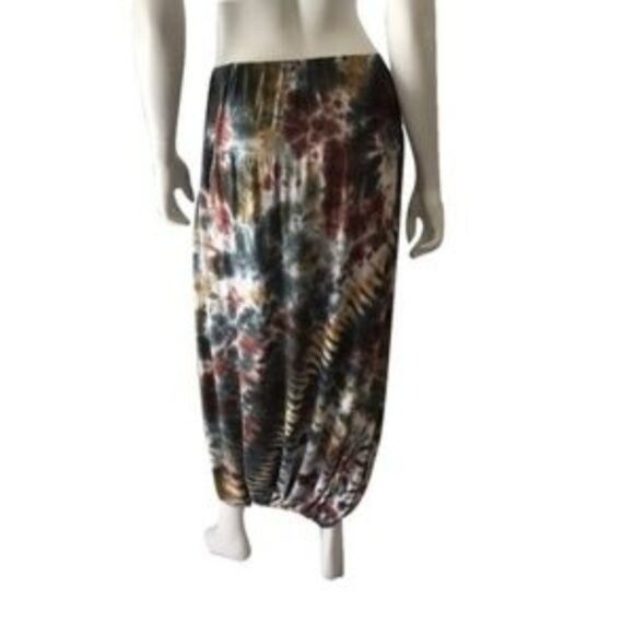 Jayli Amber Tie Dye Pujari Skirt - Picture 4 of 4